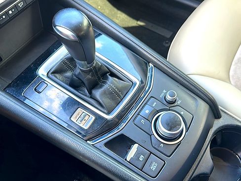 Used 2020 MAZDA CX-5 Touring FWD image 34