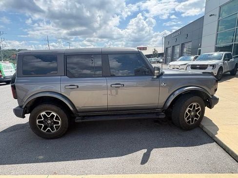 Used 2022 Ford Bronco Outer Banks AWD/4WD image 4