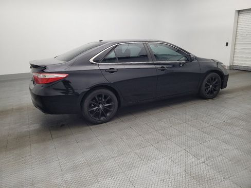 Used 2015 Toyota Camry XSE image 10