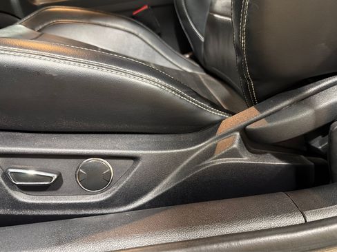 Used 2015 Ford Mustang GT Premium w/ Equipment Group 401A RWD image 19