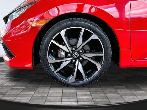Used 2019 Honda Civic Sport image 30