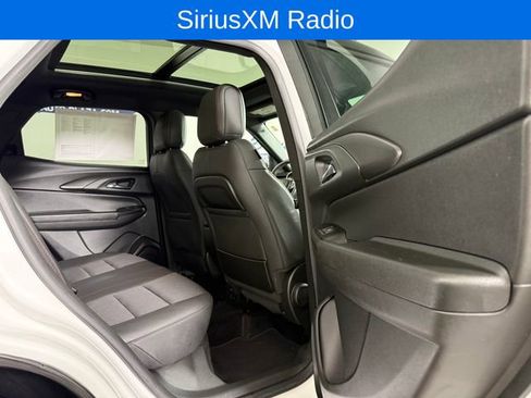 Used 2023 Chevrolet TrailBlazer RS w/ Sun and Liftgate Package AWD/4WD image 19