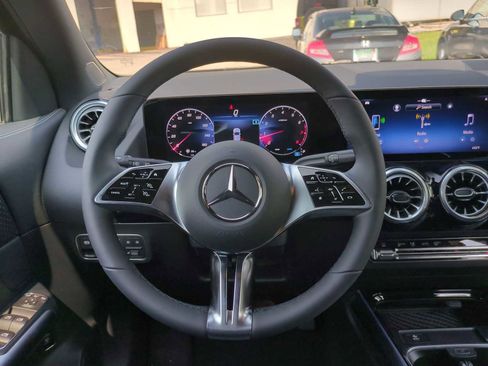 Used 2025 Mercedes-Benz GLA 250 GLA 250 image 23