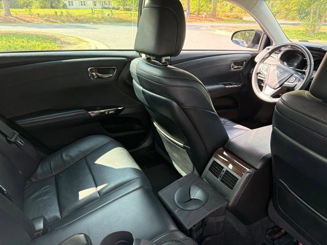 Used 2015 Toyota Avalon XLE Touring FWD image 24
