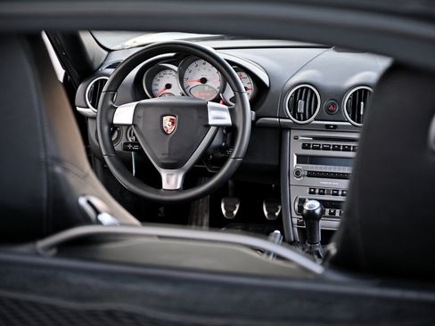 Used 2006 Porsche Cayman S RWD image 18