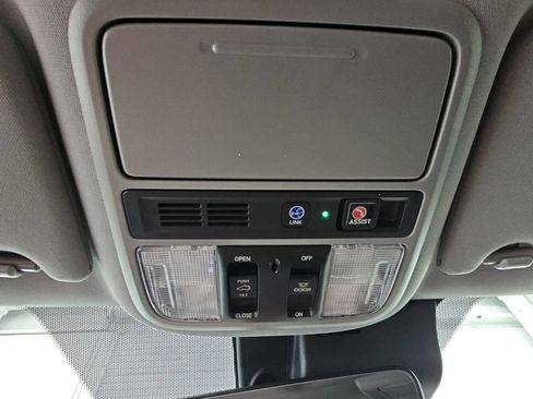 Used 2021 Honda Pilot Touring image 24