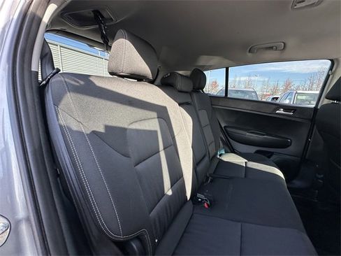 Used 2022 Kia Sportage LX image 36
