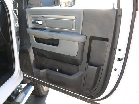 Used 2016 RAM 5500 Tradesman w/ Power & Remote Entry Group AWD/4WD image 27