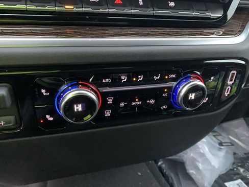 New 2026 GMC Sierra 2500 SLE w/ SLE Value Package; image 23