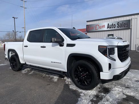 Used 2023 GMC Sierra 1500 Pro w/ Graphite Edition image 2