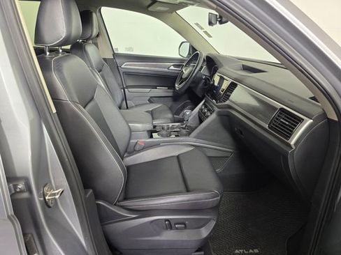 Used 2021 Volkswagen Atlas SEL image 11