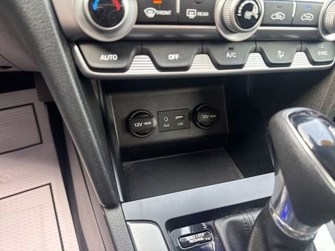 Used 2020 Hyundai Elantra SEL w/ Cargo Package (C1) FWD image 22