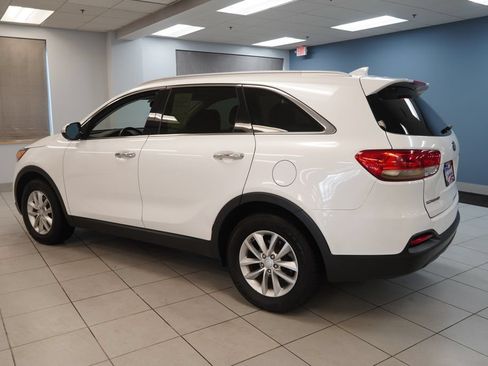 Used 2016 Kia Sorento FWD w/ LX Convenience Package image 7
