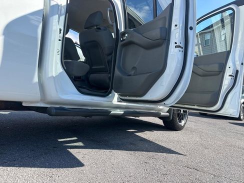 Used 2014 Nissan Frontier SV w/ SV Value Truck Package image 35