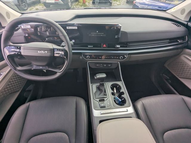 New 2027 Kia Carnival FWD image 15