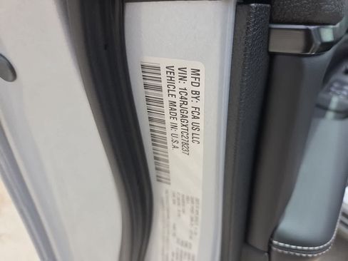 New 2026 Jeep Grand Cherokee Laredo X RWD image 29