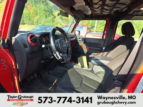 Used 2015 Jeep Wrangler Unlimited Sport w/ Max Tow Package AWD/4WD image 8