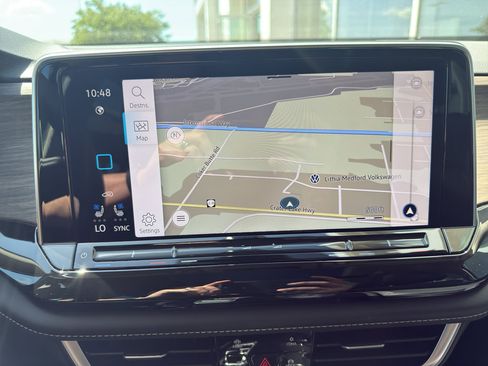 New 2025 Volkswagen Atlas SEL image 13