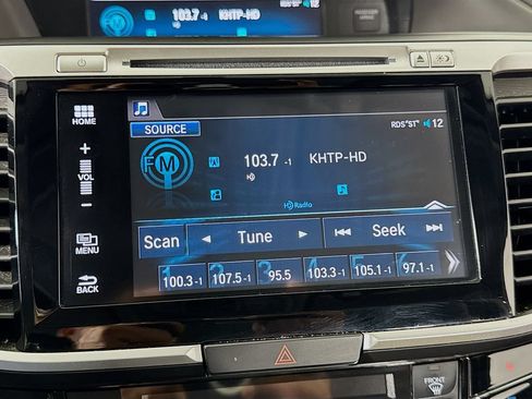 Used 2017 Honda Accord EX-L image 20