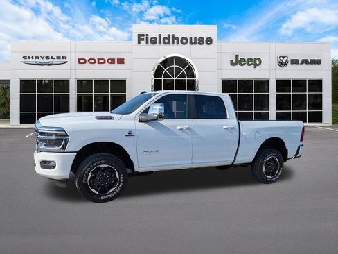 Used 2026 RAM 2500 Laramie AWD/4WD image 13