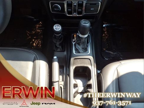 Certified 2023 Jeep Wrangler Unlimited Sahara w/ Cold Weather Group AWD/4WD image 23