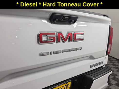 Certified 2024 GMC Sierra 1500 Elevation w/ Max Trailering Package AWD/4WD image 11