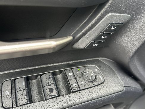 Used 2026 Toyota 4Runner Limited AWD/4WD image 8