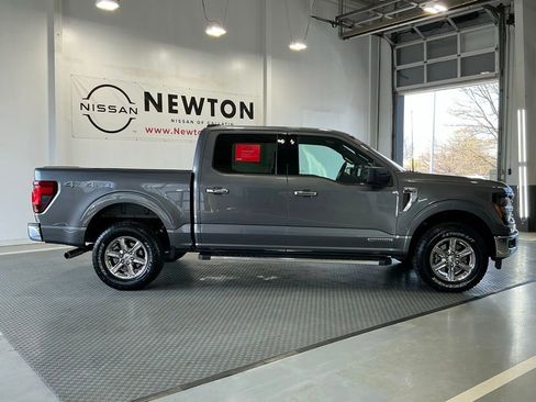 Used 2024 Ford F150 XLT w/ Mobile Office Package image 34