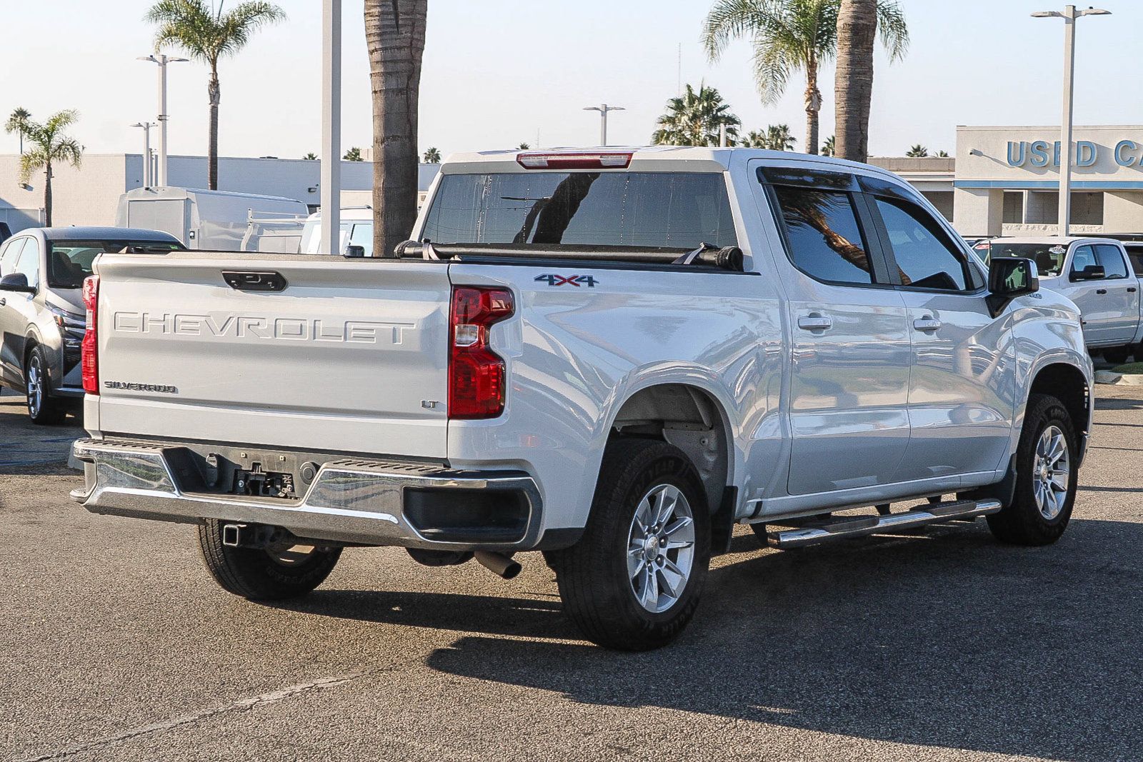 Used 2022 Chevrolet Silverado 1500 LT AWD/4WD image 6