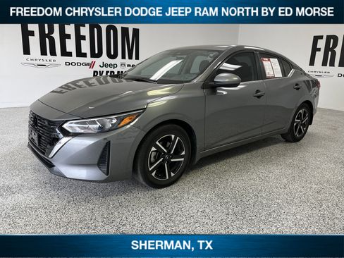 Used 2024 Nissan Sentra SV image 1