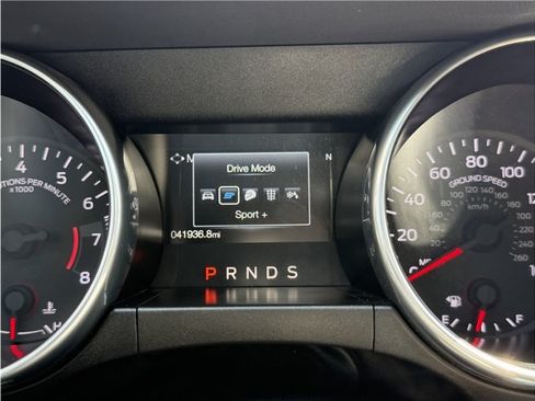 Used 2018 Ford Mustang Premium RWD image 46