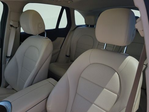 Certified 2020 Mercedes-Benz GLC 300 image 17
