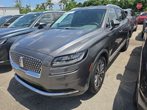 Certified 2023 Lincoln Nautilus Reserve FWD image 2