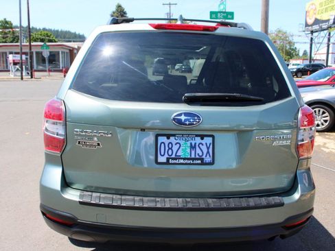 Used 2016 Subaru Forester 2.5i Premium AWD/4WD image 6