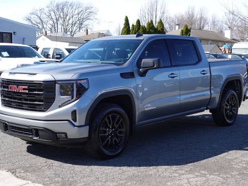 Used 2024 GMC Sierra 1500 Elevation AWD/4WD image 2