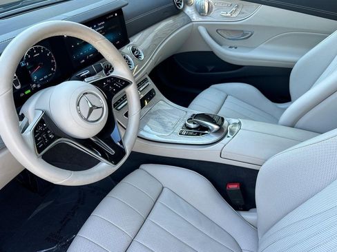 Used 2023 Mercedes-Benz E 450 4MATIC Cabriolet image 4