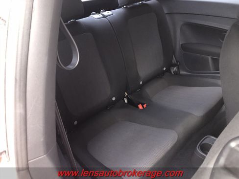 Used 2014 Volkswagen Beetle 1.8T image 19