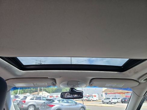 Used 2019 INFINITI QX60 Luxe w/ Essential Package image 24