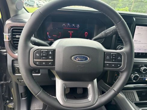 New 2026 Ford F250 Lariat w/ Lariat Premium Package AWD/4WD image 18