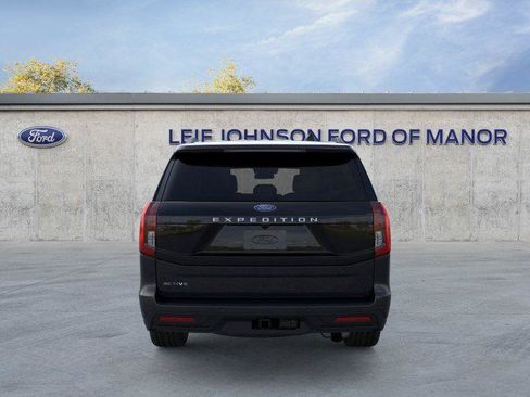 New 2026 Ford Expedition Active RWD image 5