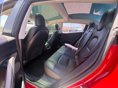 Used 2022 Tesla Model 3 RWD image 13