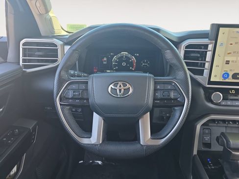 Used 2024 Toyota Tundra Limited AWD/4WD image 12
