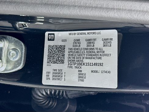 New 2025 GMC Canyon Elevation w/ Convenience Package image 29