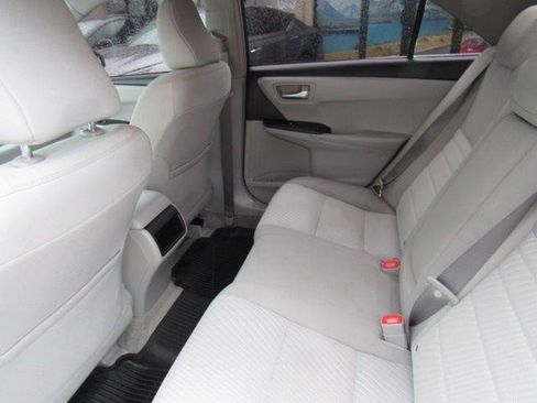 Used 2017 Toyota Camry LE FWD image 18