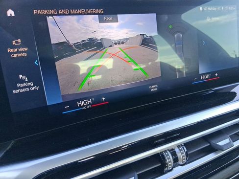 Certified 2023 BMW 330i Sedan w/ Convenience Package image 27