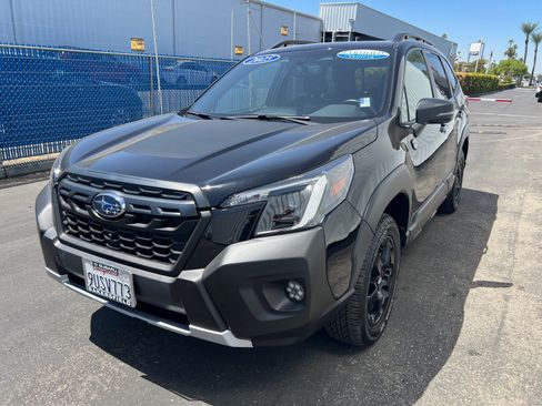 Certified 2025 Subaru Forester Wilderness w/ Wilderness Package AWD/4WD image 9
