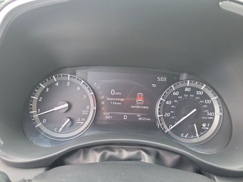 Used 2021 Toyota Highlander XLE image 35