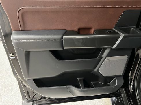 Used 2022 Ford F150 Lariat w/ Equipment Group 502A High image 45