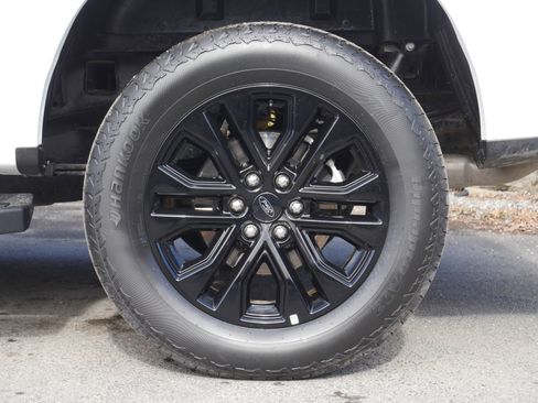 Certified 2025 Ford F150 Lariat w/ Equipment Group 502A High image 21