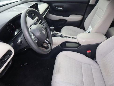 Used 2025 Honda HR-V LX image 17